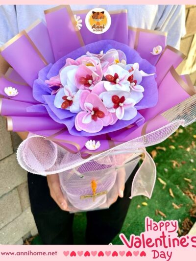 Orchid Soap Flower Bouquet – Size M