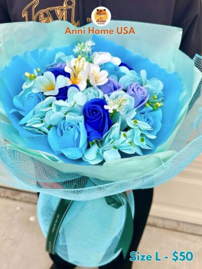 Blue Soap Flower Mix: Roses & Hydrangeas (Size L)